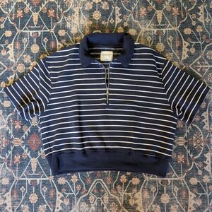 Abercrombie & Fitch Cropped Sweatshirt